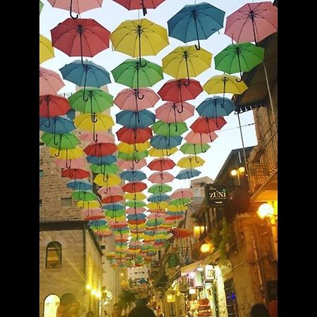 القدس Home Away From Home المظهر الخارجي الصورة